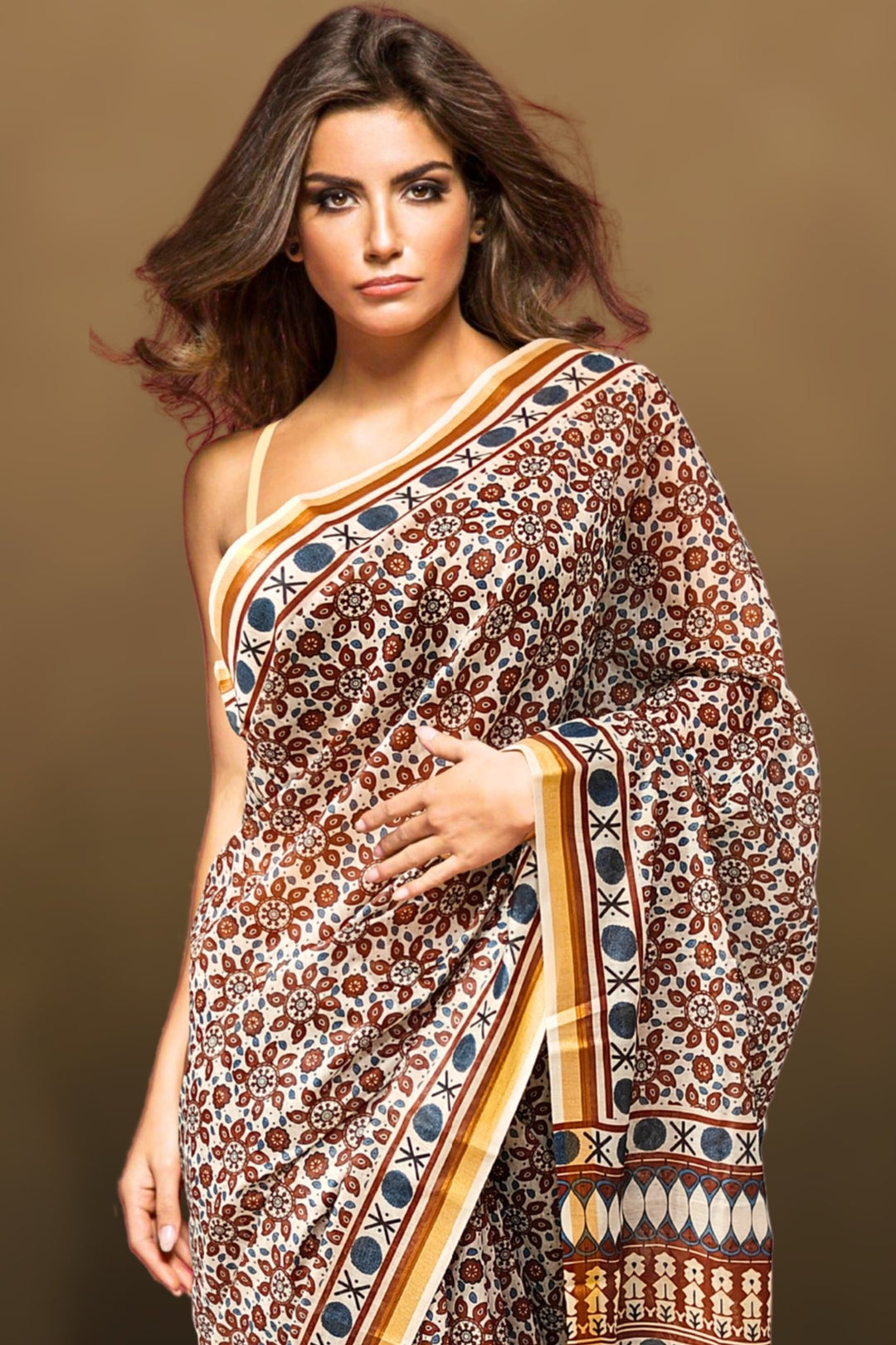 Maternity Saree Styles: Comfort Meets Elegance