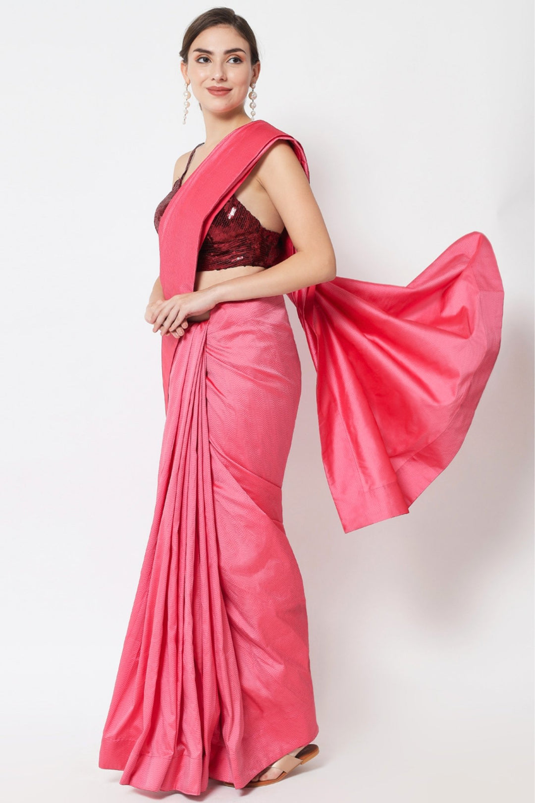 How to Choose Saree for a Wedding Party