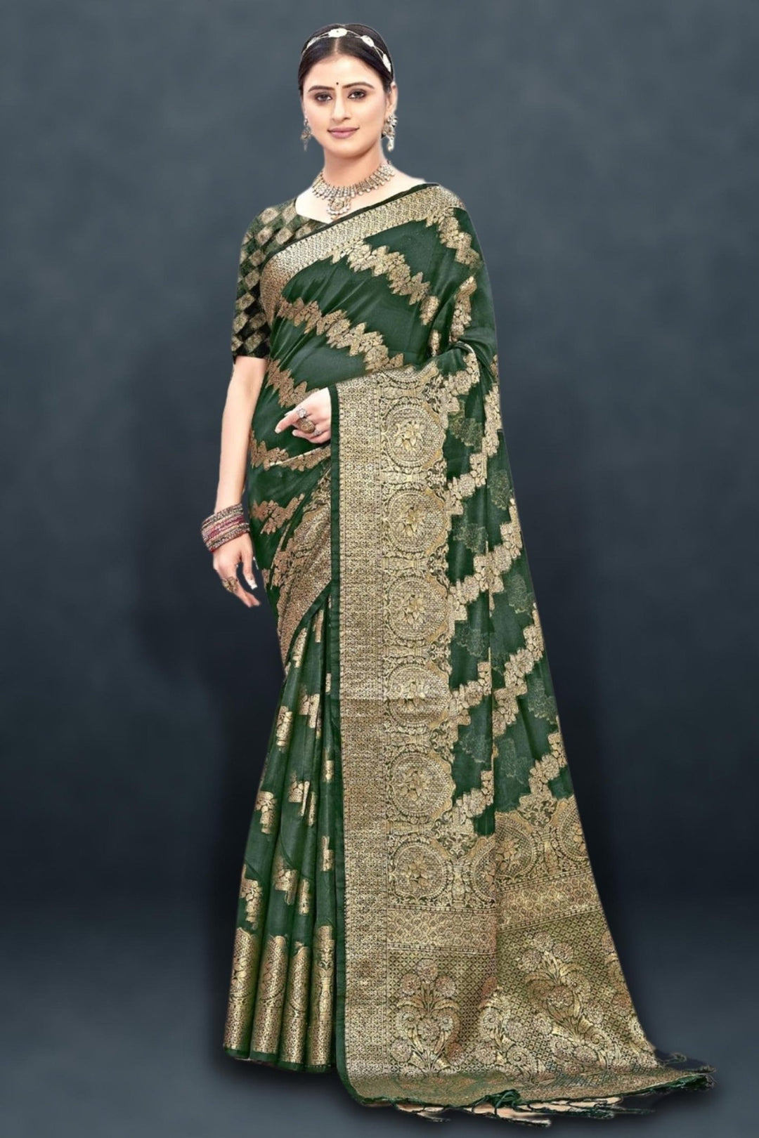 dark green saree with golden border