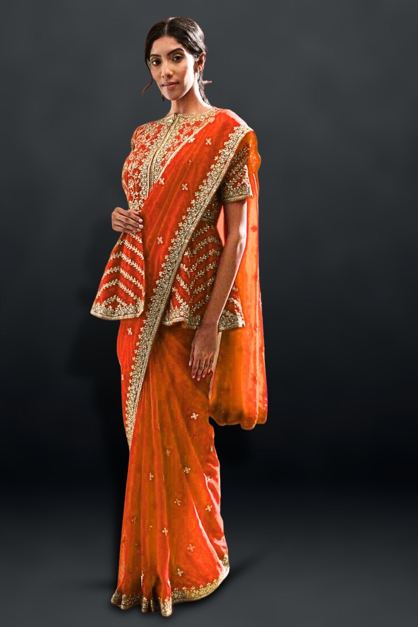 Fashionable Saree Blouse Designs | Fashionable saree blouse designs, Sonam  kapoor fashion, Fashion