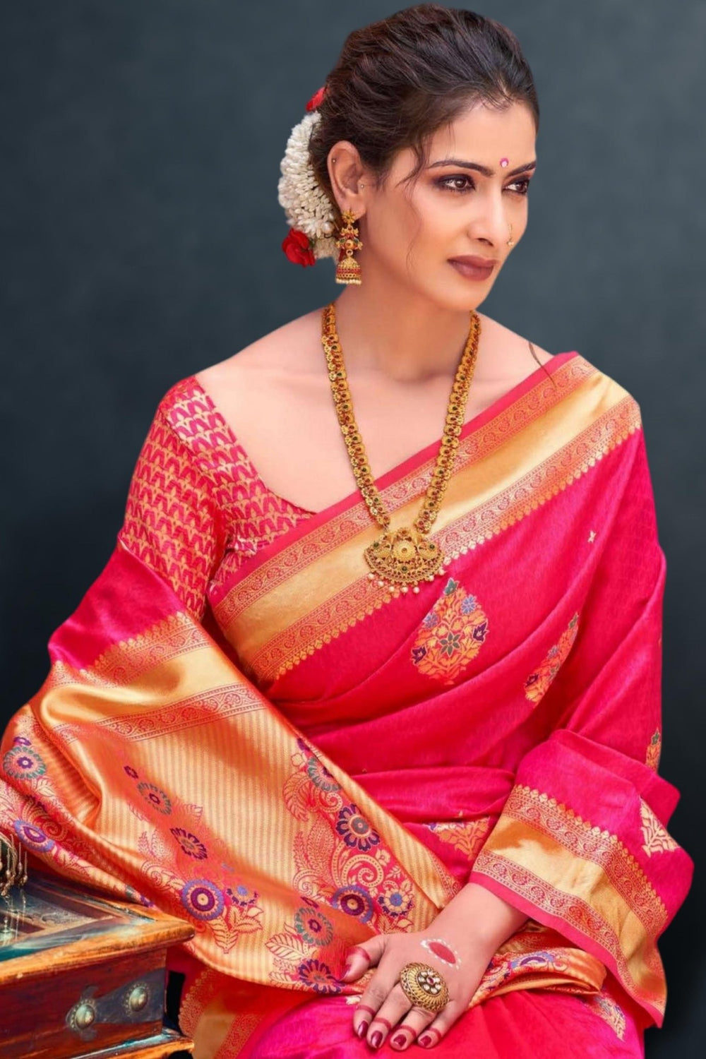 pink banarasi saree - pink colour banarasi saree - bridal pink banarasi saree