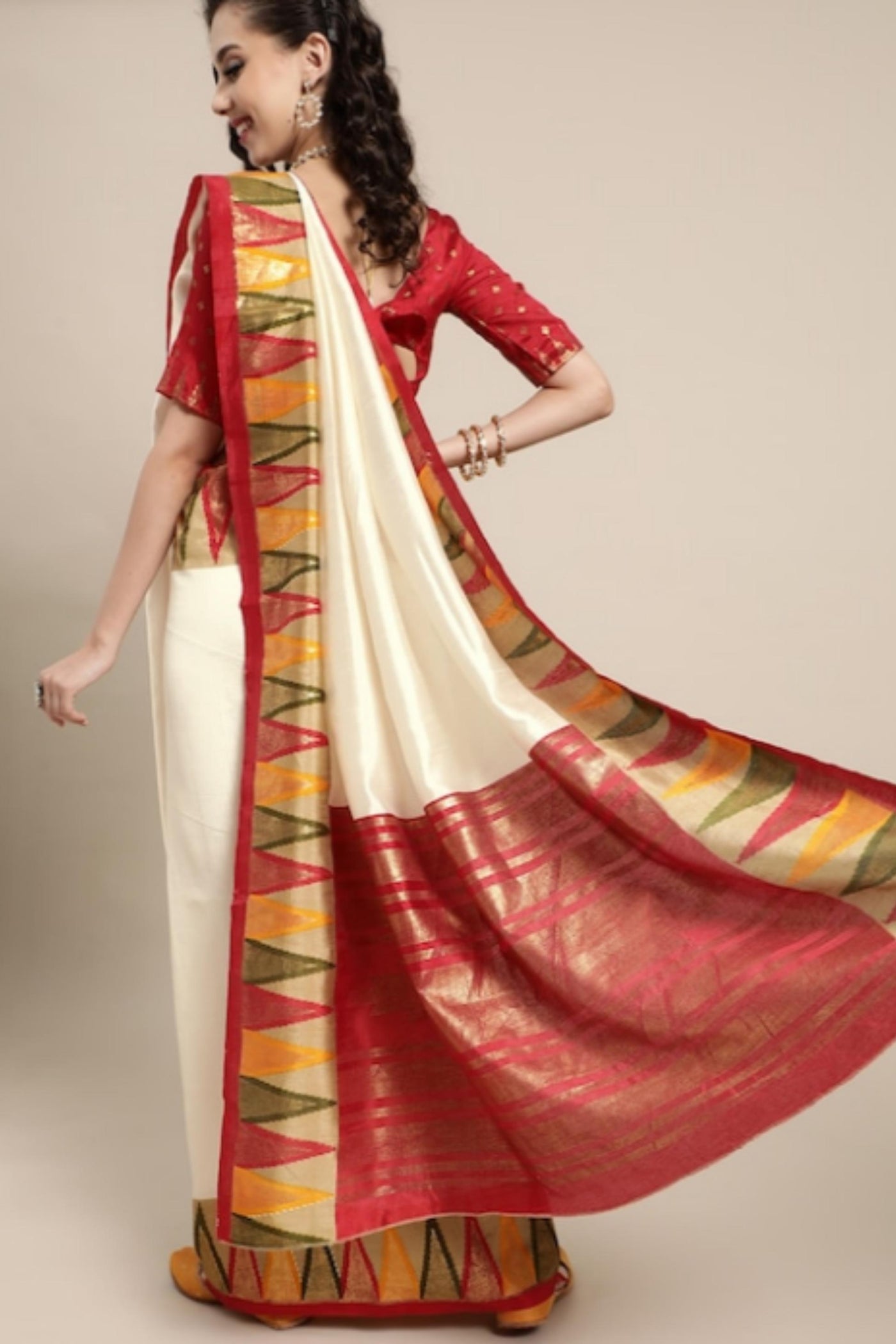     Elegant-Off-White-Chanderi-Saree-Sttylme