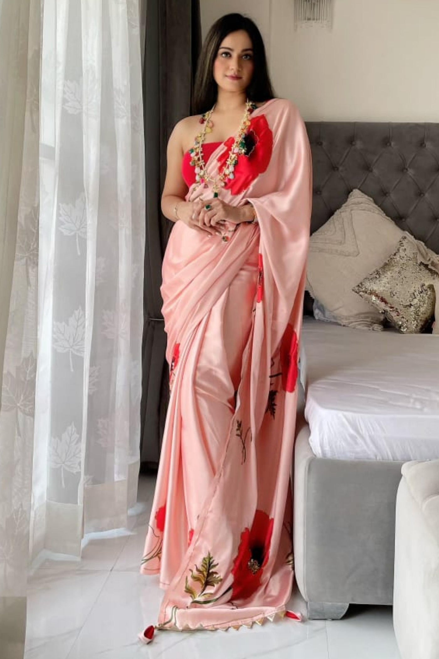 Exquisite-Satin-Pink-Saree-Sttylme