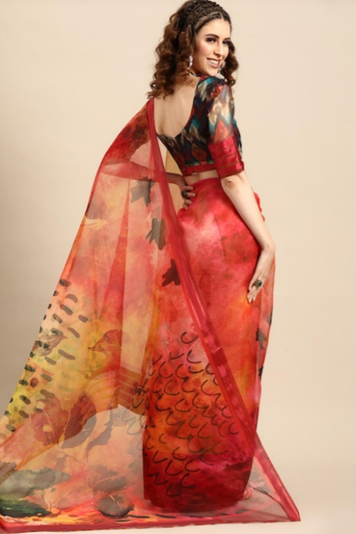     Lucky-Red-Black-Organza-Printed-Saree-Sttylme