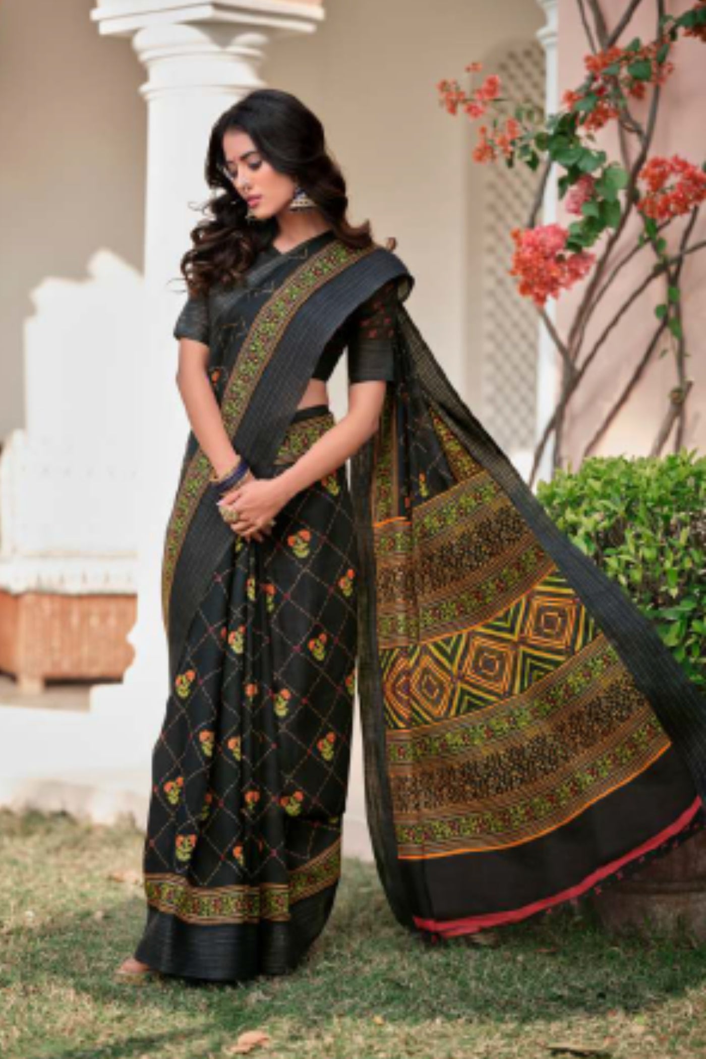 Sttylme - Simple Rhyme Lenin Saree